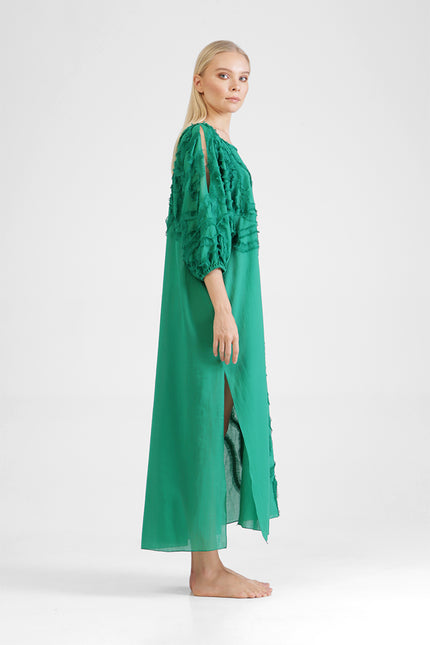 Halig - Kaftan with Appliqué Swirl