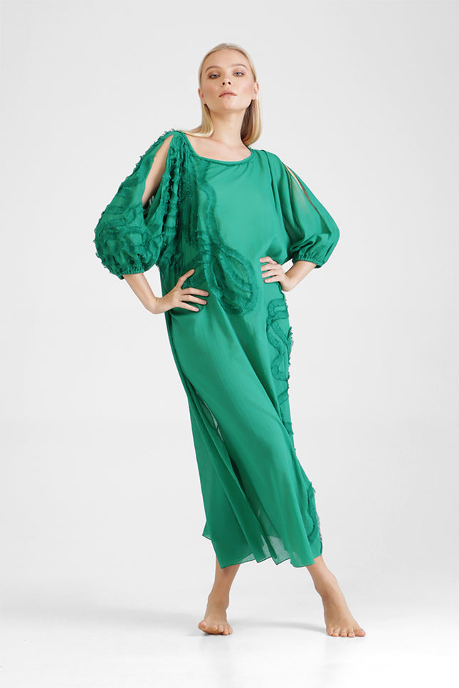Halig - Kaftan with Appliqué Swirl