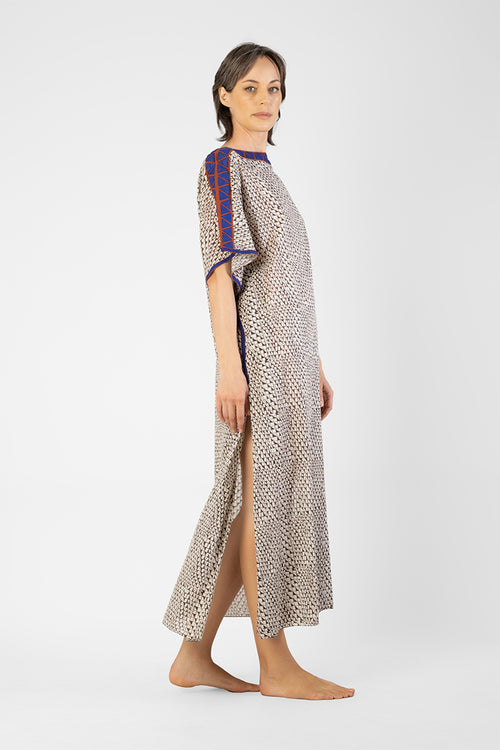 Karasi - Triangle applique A-line shaped kaftan