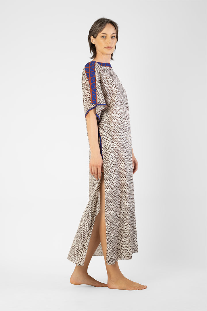 Karasi - Triangle applique A-line shaped kaftan