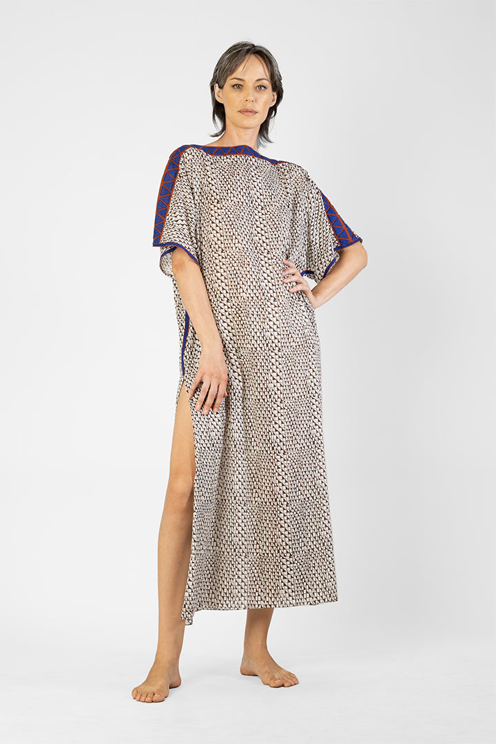 Karasi - Triangle applique A-line shaped kaftan