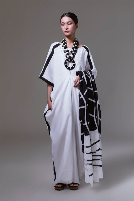 Magna - Contrast Stitches Draped Kaftan