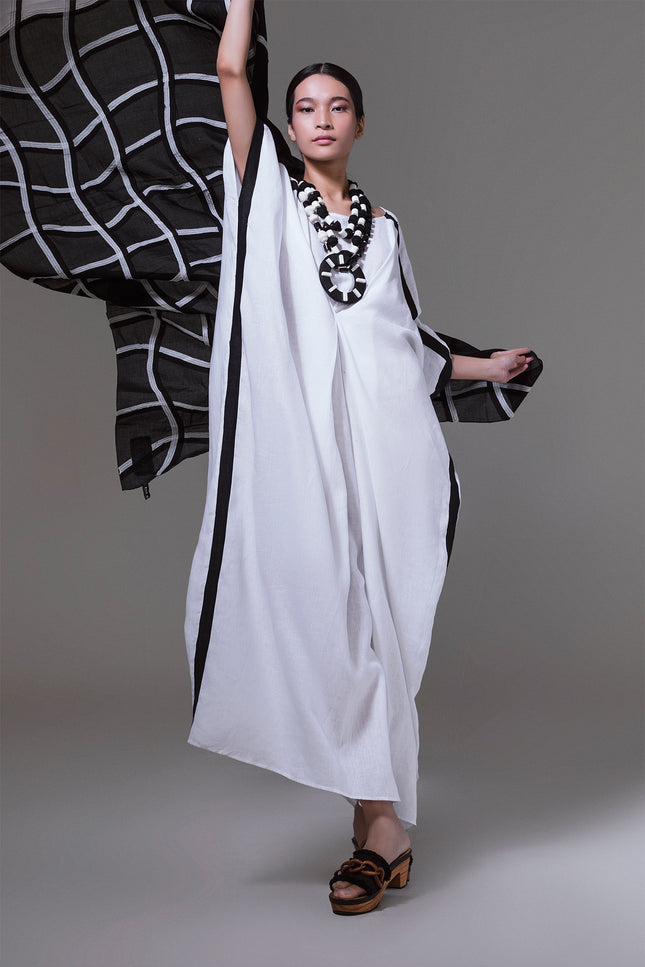 Magna - Contrast Stitches Draped Kaftan
