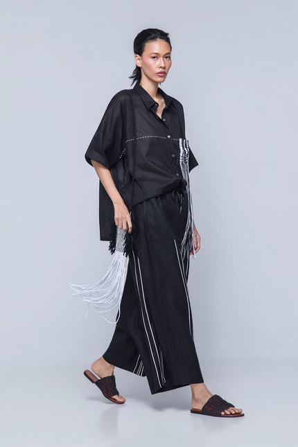 Natsuko - Boxy Shirt with Macrame Pocket