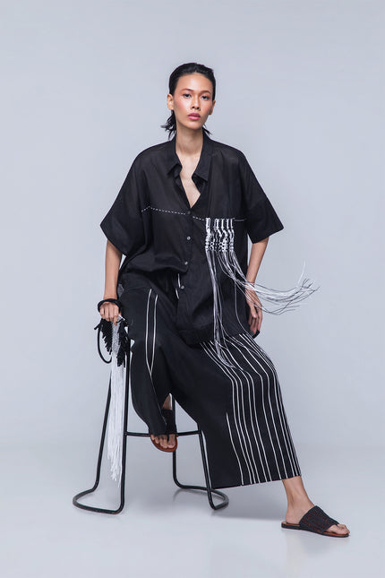 Natsuko - Boxy Shirt with Macrame Pocket