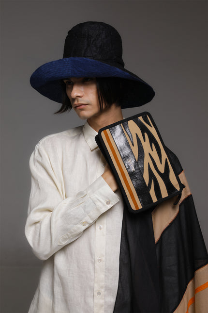 Laria - 2 Tone Bucket Hat