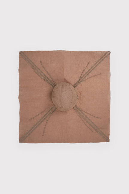 Leyla wide-brim hat in pure cotton with a reversible two-tone design, wide square brim, and adjustable drawstring detail.