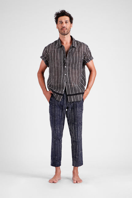 Feron - Double Stripes Batik Short Sleeves Shirt with Bottom Border Accent