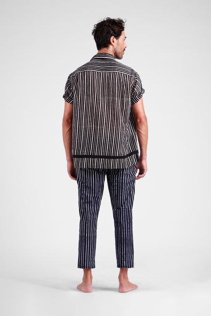 Feron - Double Stripes Batik Short Sleeves Shirt with Bottom Border Accent