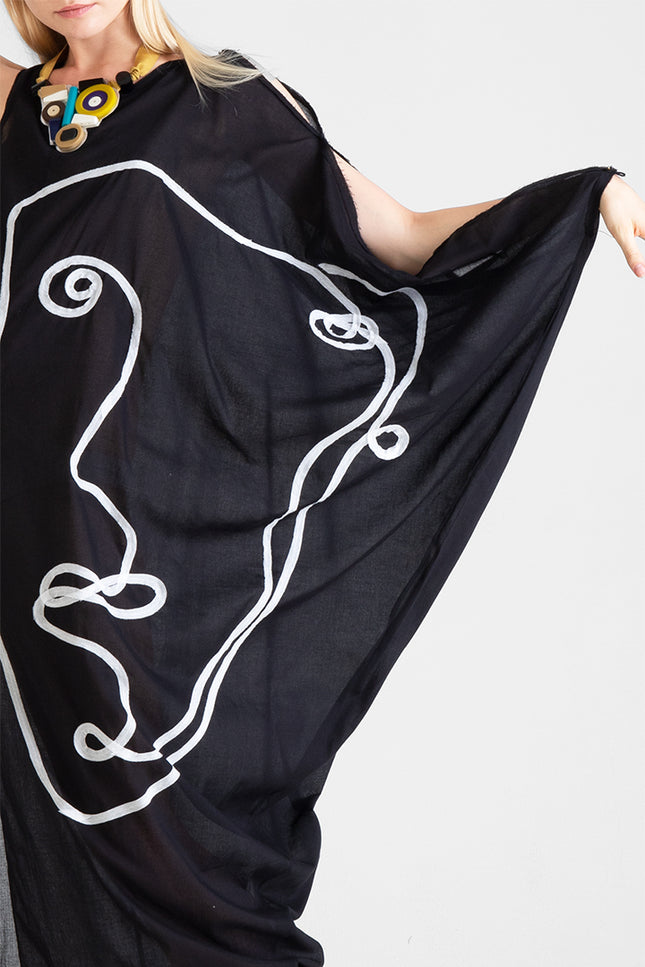 Hilja - Kaftan with Abstract Figure and Asymmetrical Sleeve