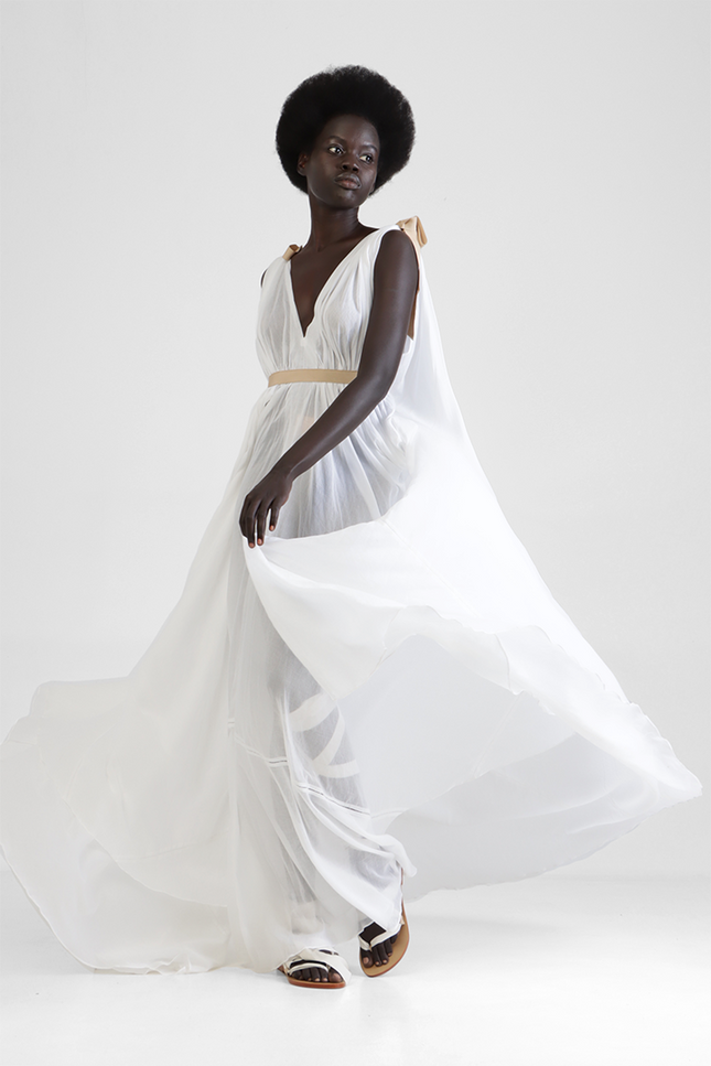 Hyma - Sleeveless Long Dress with Train
