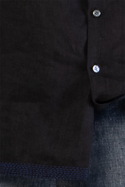Eka - Short Sleeves Camp Shirt with Contrast Color Hemline Hand Stitching