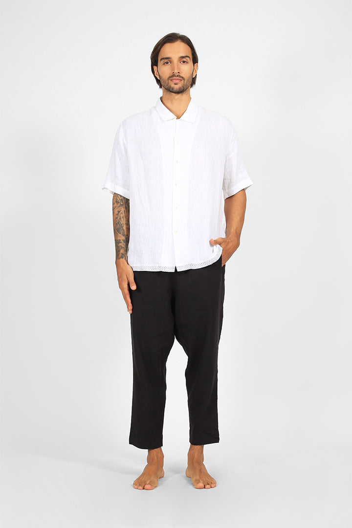 Eka - Short sleeves camp shirt with contrast color hemline hand stitching