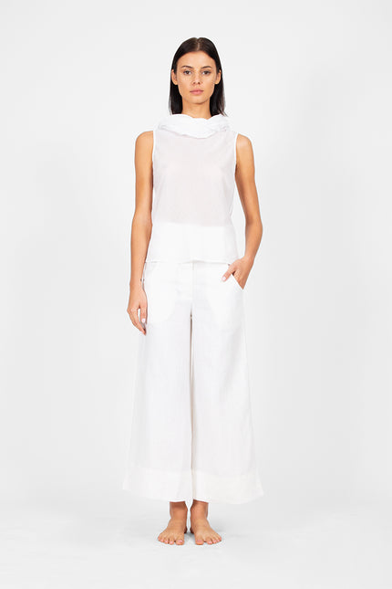 Dyami - Turtle Neck Sleeveless Top
