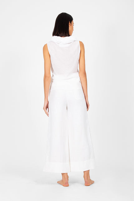 Dyami - Turtle Neck Sleeveless Top