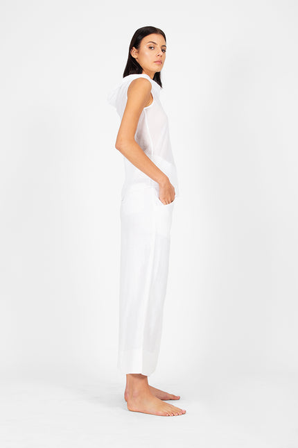 Dyami - Turtle Neck Sleeveless Top