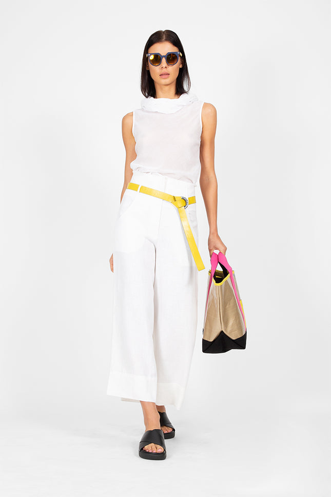 Dyami - Turtle Neck Sleeveless Top
