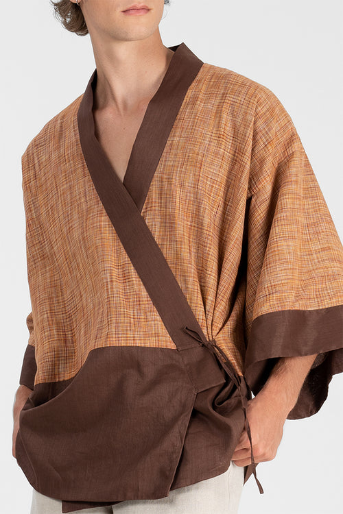 Kuhu - Reversible khadi short kimono.