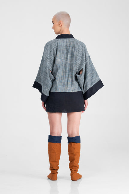 Kuhu - Reversible khadi short kimono