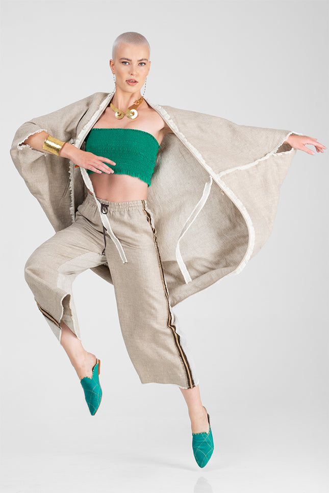 Kamai - Diamond shaped linen outer