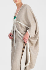 Kamai - Diamond shaped linen outer