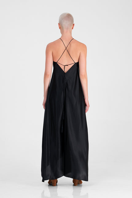 Ilythia - Flowy Halter Dress