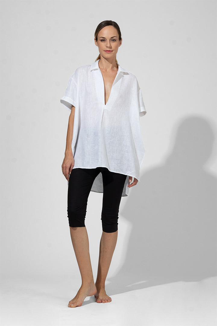 Hannah - Signature oversized polo shirt with deep v-opening