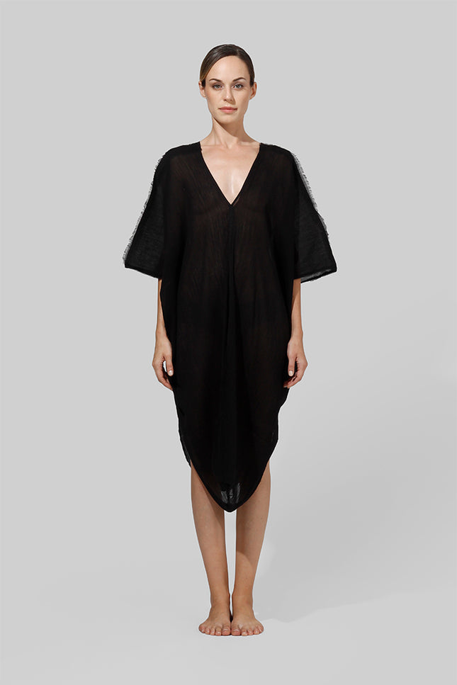 Triangle shaped mid length kaftan with v-neck